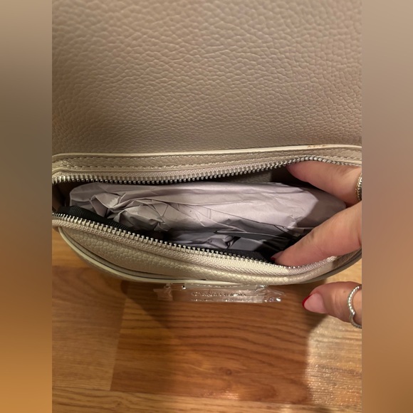 Backpack - Picture 5 of 10